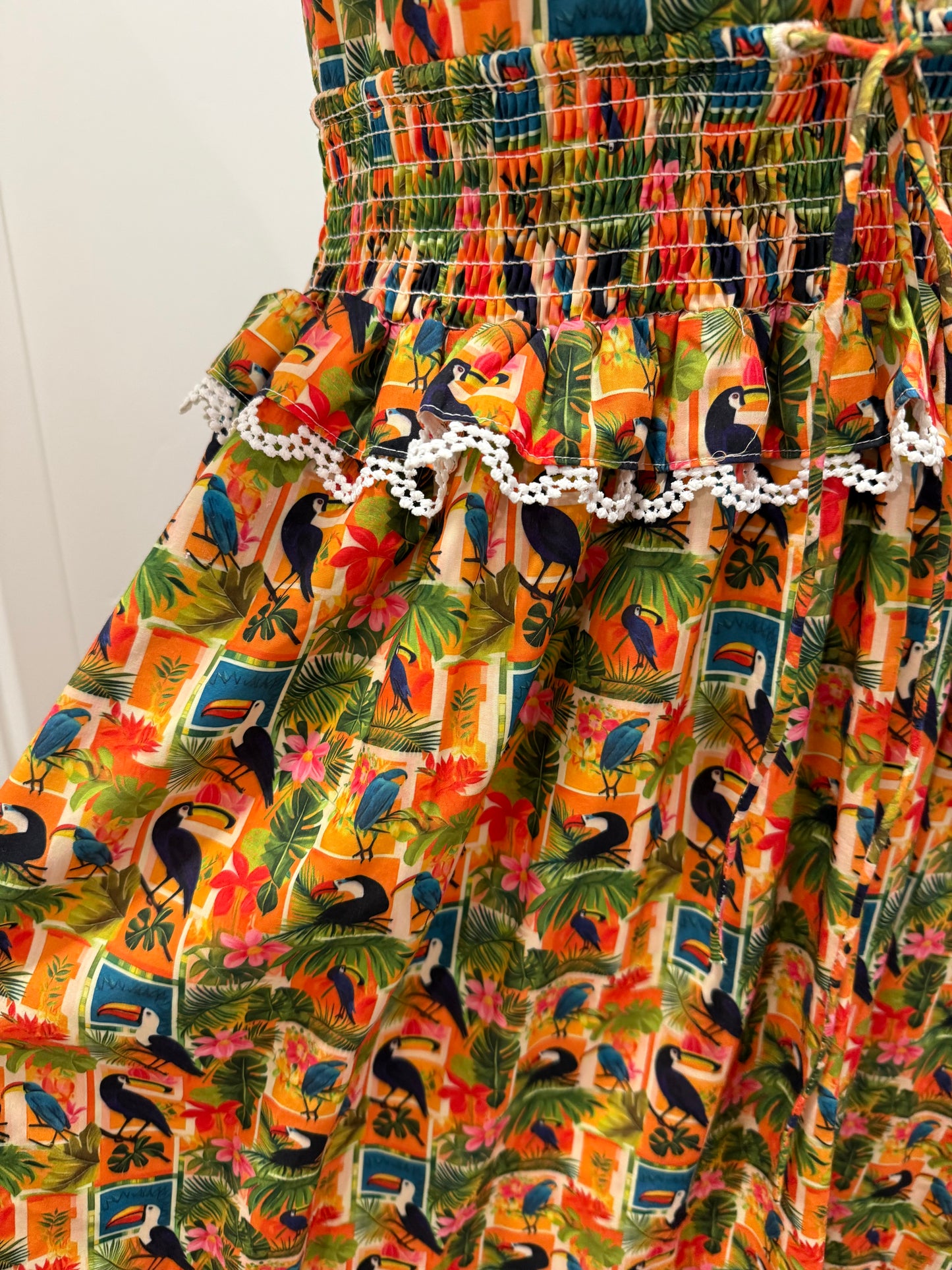 Sample dress toucan dream